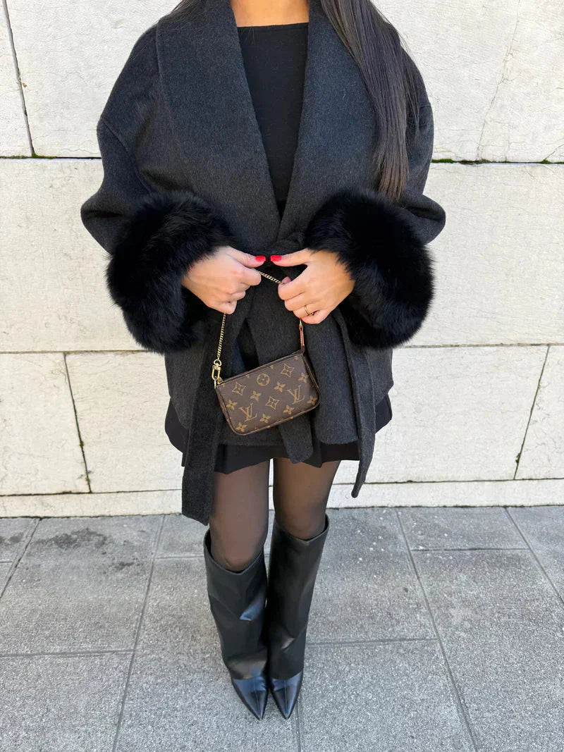 Cashmere Elegance – Luxury Cashmere Coat