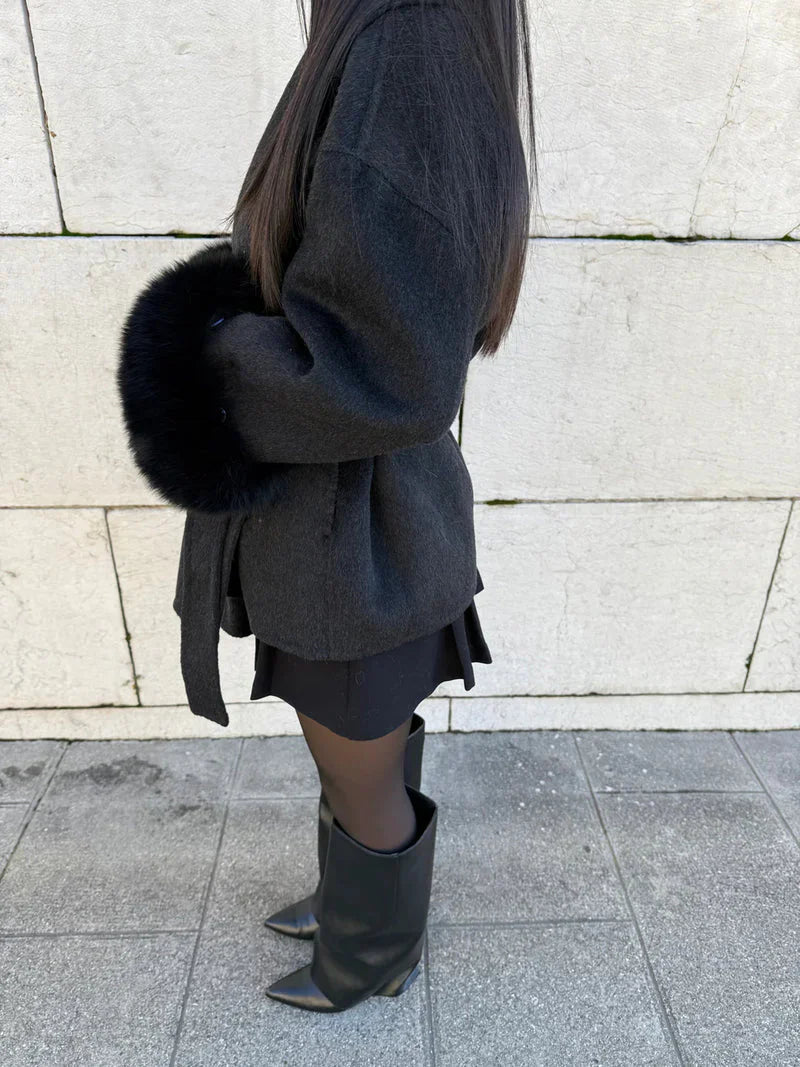 Cashmere Elegance – Luxury Cashmere Coat