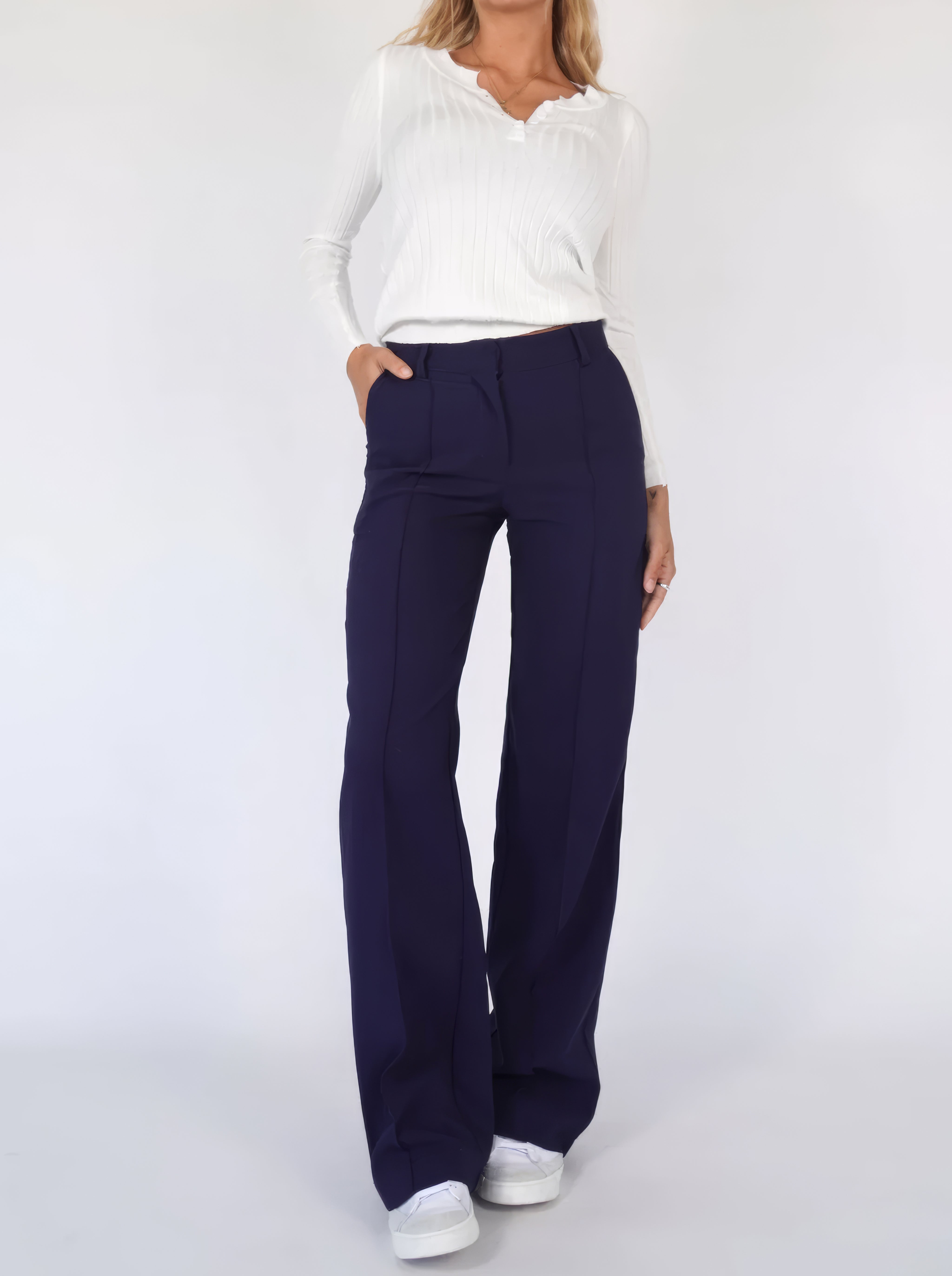 Casual pleated pants for women