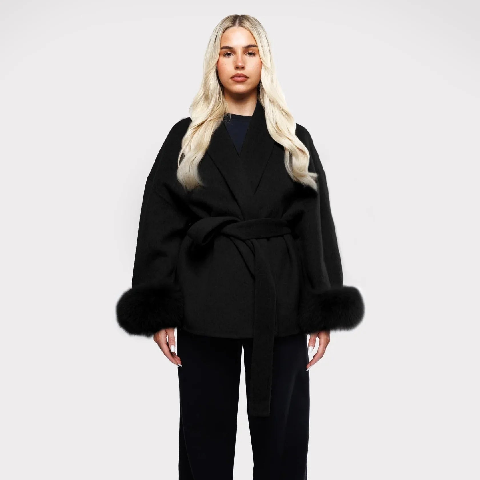 Cashmere Elegance – Luxury Cashmere Coat