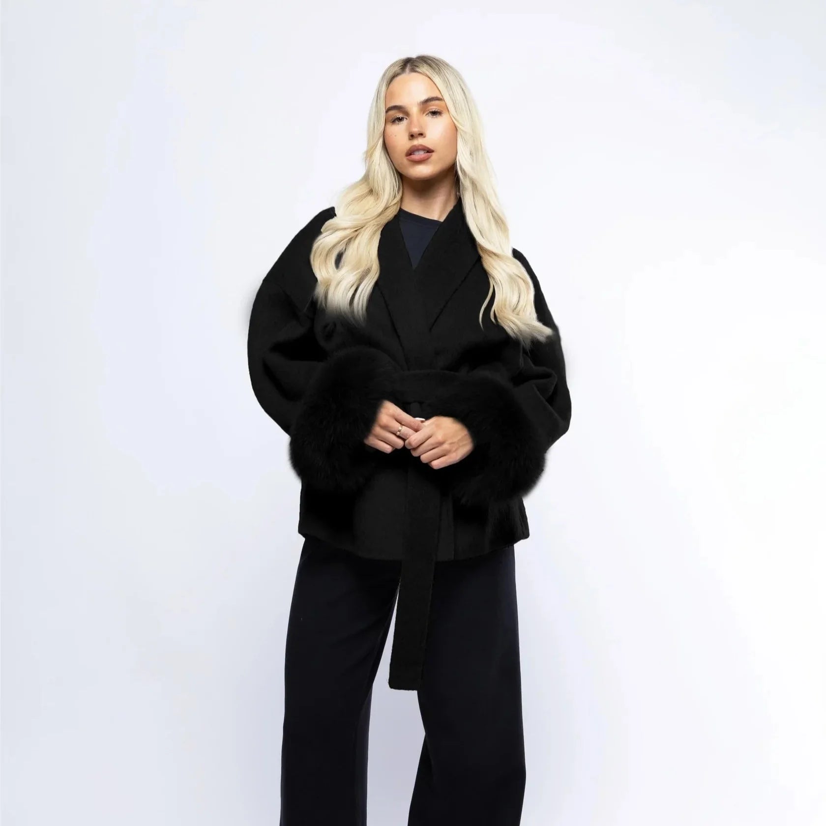 Cashmere Elegance – Luxury Cashmere Coat