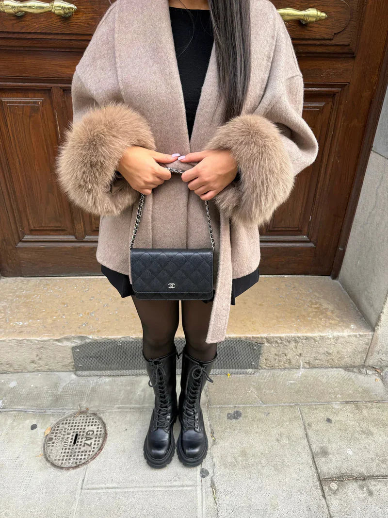 Cashmere Elegance – Luxury Cashmere Coat