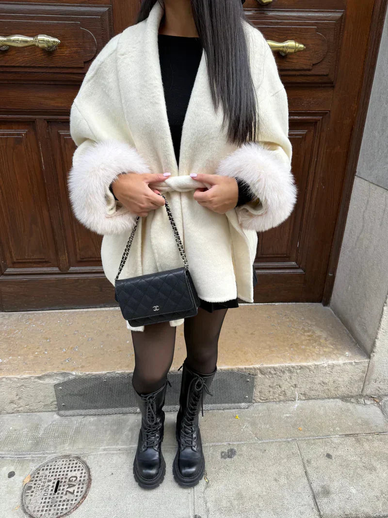 Cashmere Elegance – Luxury Cashmere Coat